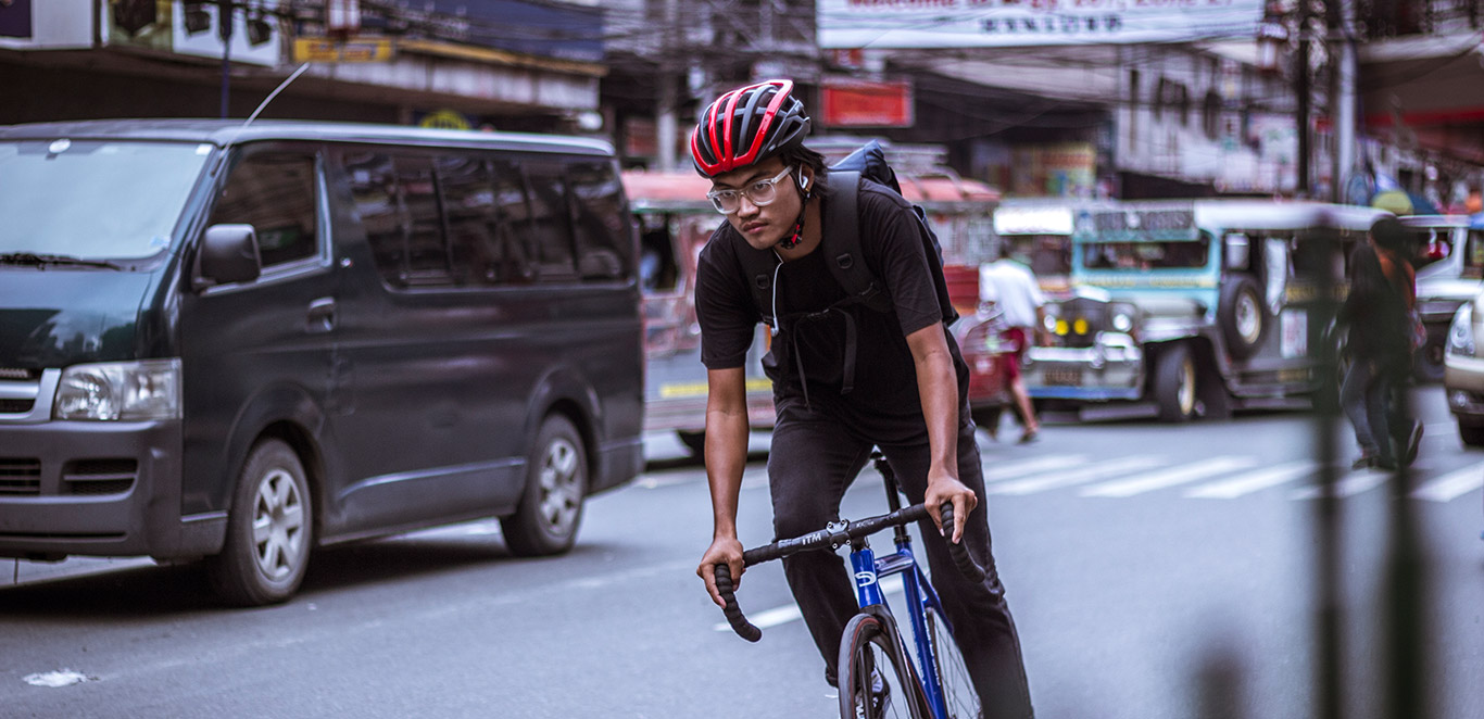 Bike-to-School / Kong Saavedra